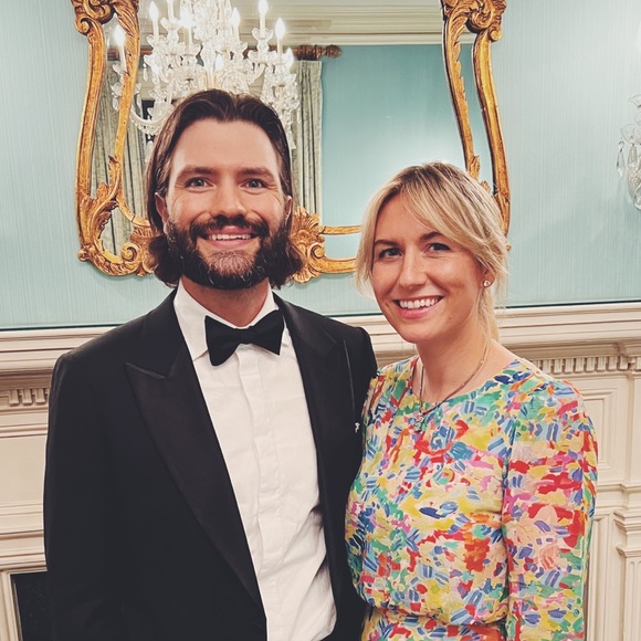 Meet your Posher, Steph - Picture 1 of 1